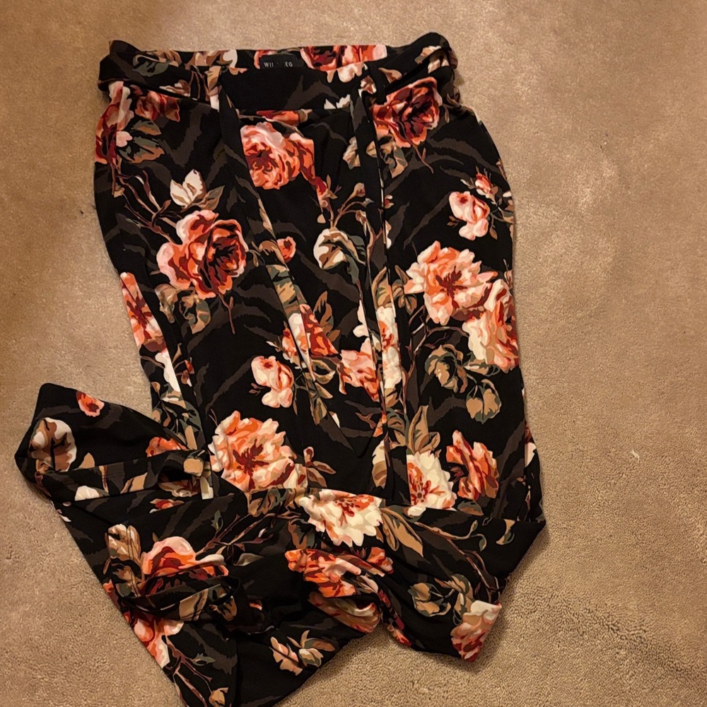 White House Black Market Floral Wide Leg Pants - Black and Red